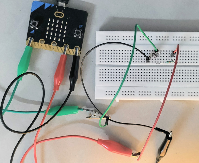 LDR と Microbit の回路